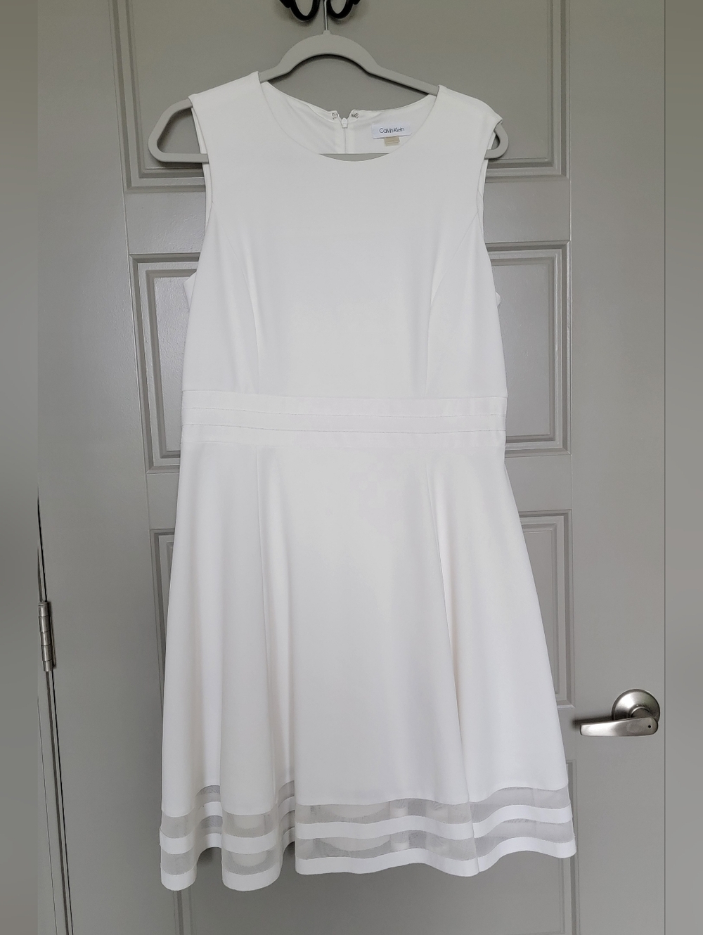 Calvin Klein White/Cream Sleeveless Fit & Flare Dress